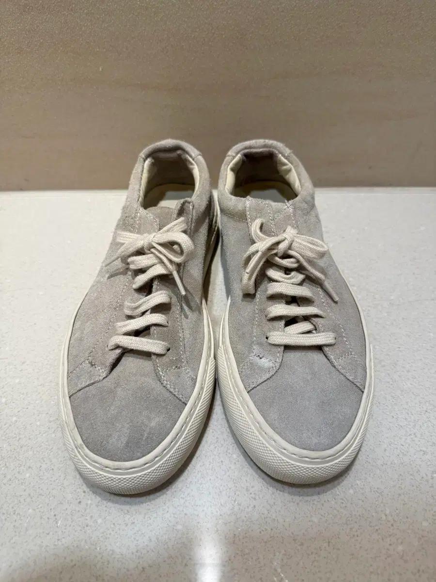 Common Projects 37 (240) 커먼프로젝트 이탈리아 스웨이