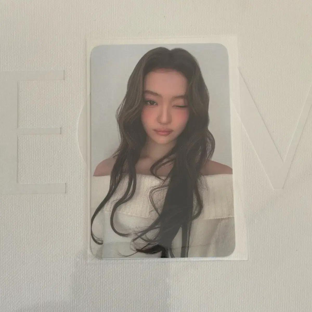 미야오 엘라 시즌그리팅 시그 특전 포카 포토카드