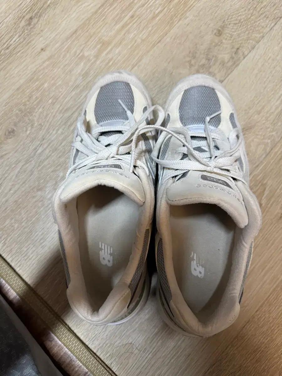 뉴발 992 화이트실버