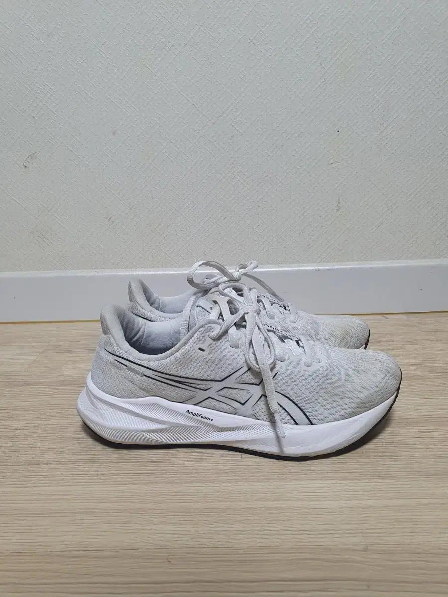 아식스 베르사블라스트4 280
