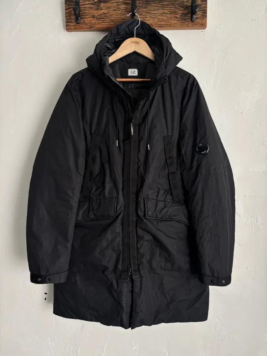 C.P. Company CP 컴퍼니 마이크로 M 렌즈 다운 패딩