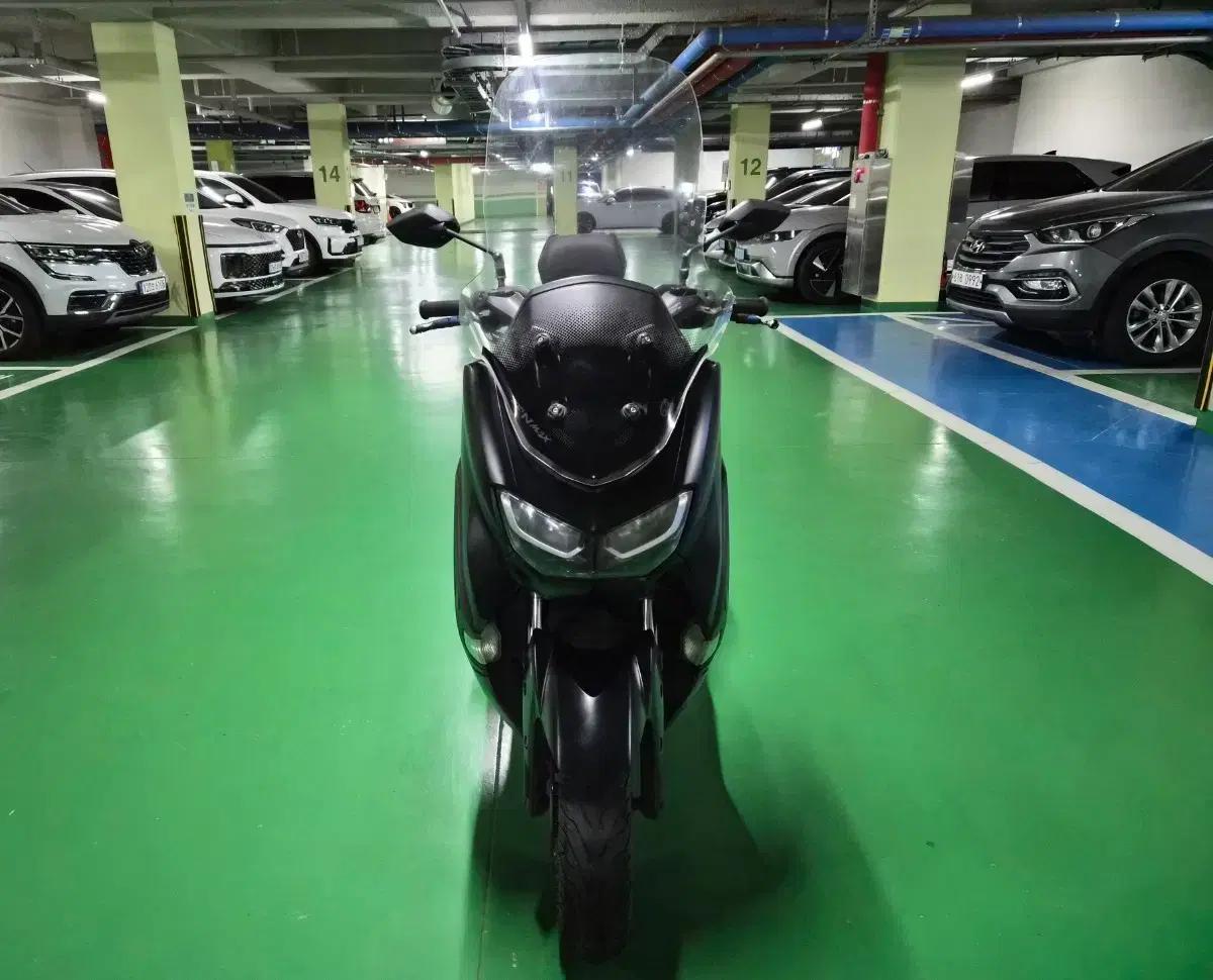 Nmax125 21년식 팝니다