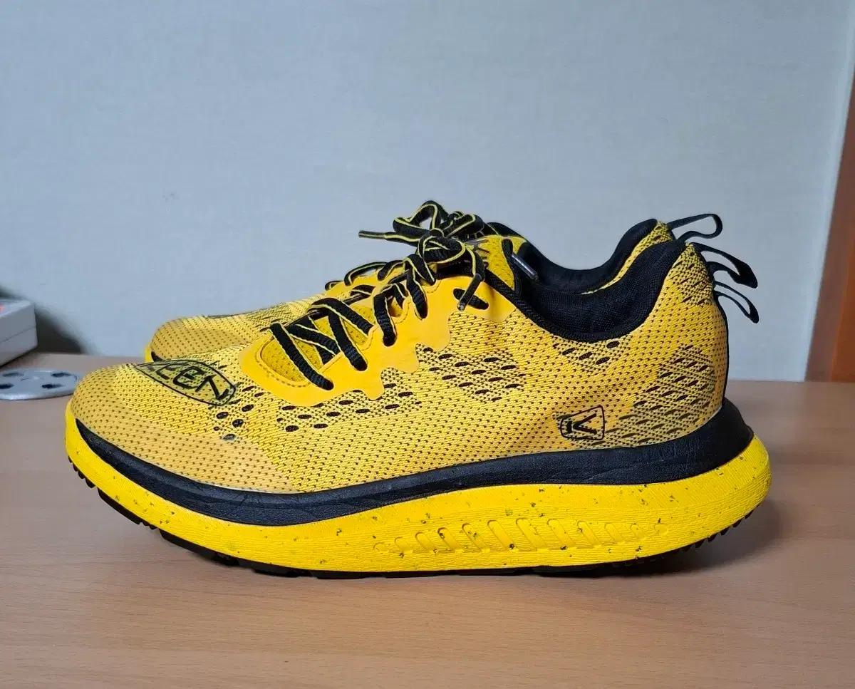 KEEN 킨 약270 워킹화