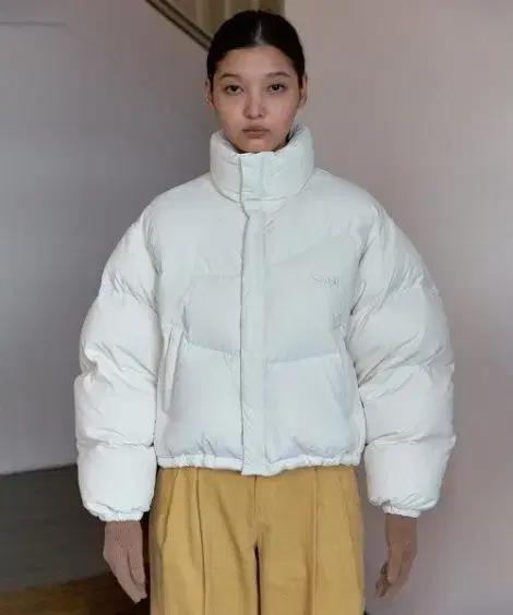 시눈 푸퍼 다운 숏패딩 아이보리