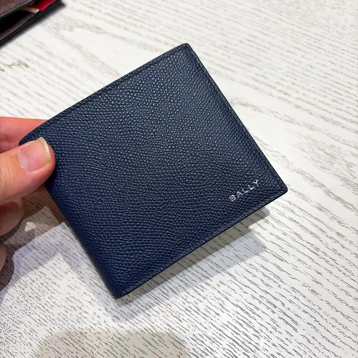 (정품/새상품) BALLY 발리 남성 레더 반지갑 네이비