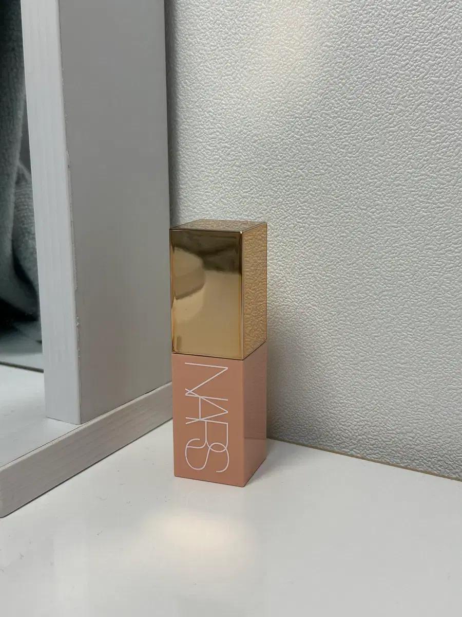나스 에프터글로우 리퀴드 블러쉬 7ml, 비헤이브