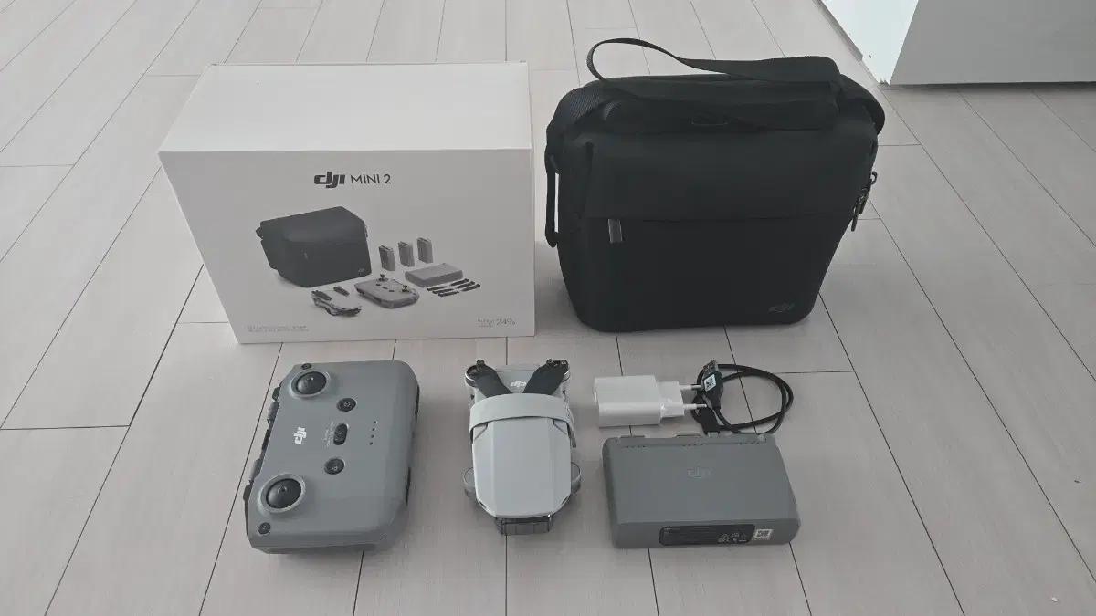 DJI MINI 2 드론 - 플라이모어 콤보