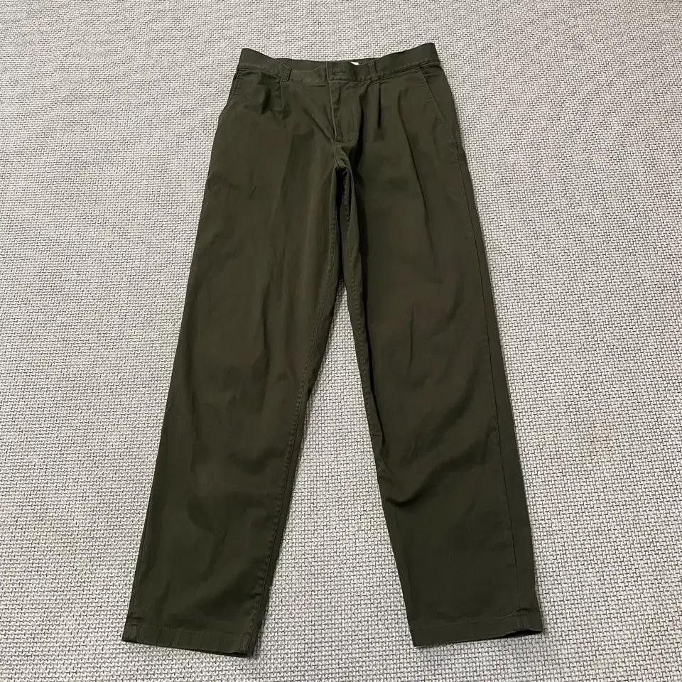 30 코스 COS 면바지 치노팬츠 B.6376