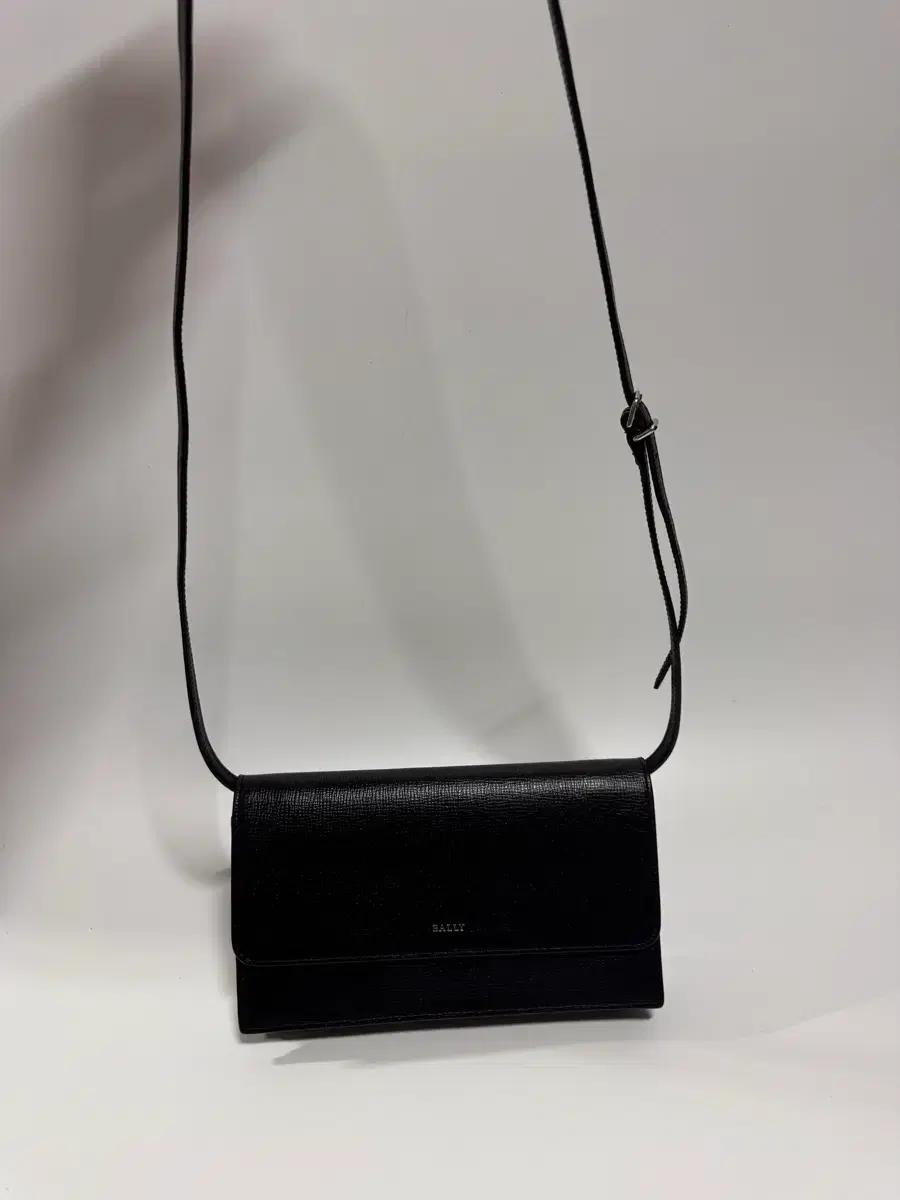 발리 Bally 블랙 크로스백 미니백