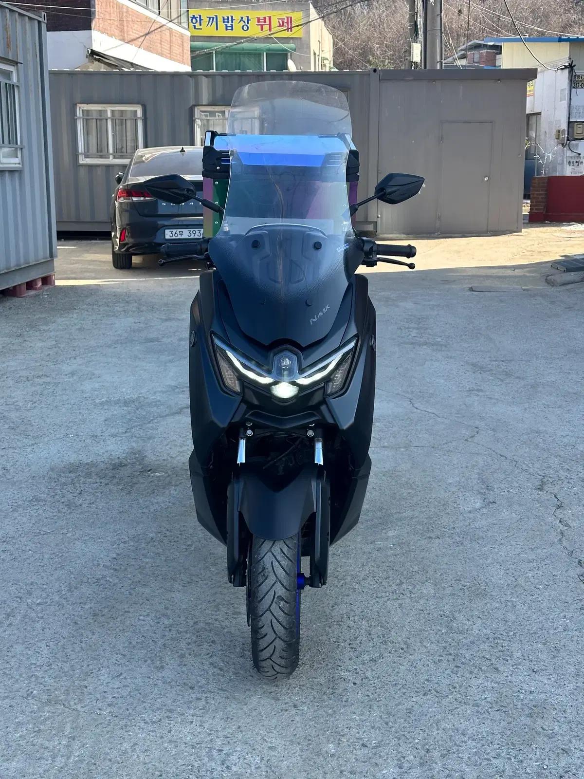 야마하 Nmax125 25년식 팝니다.