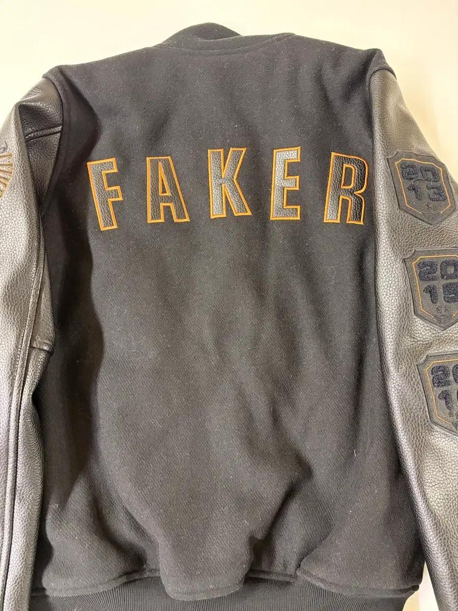 [M] 2018 T1 티원 페이커 Faker 슈퍼플레이 가죽자켓