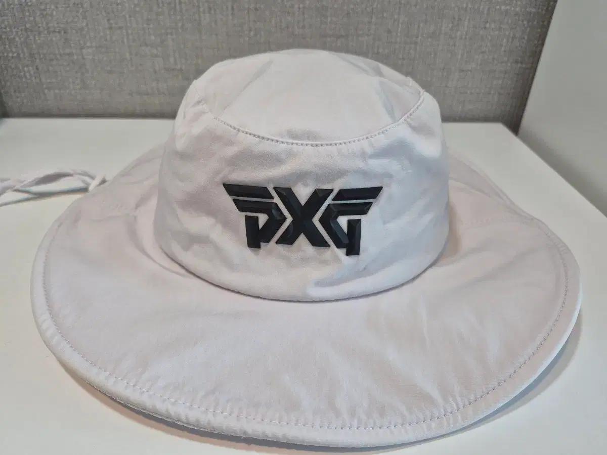 PXG 화이트 벙거지 모자 free