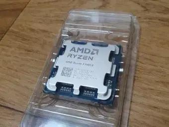 라이젠 9600x 팝니다