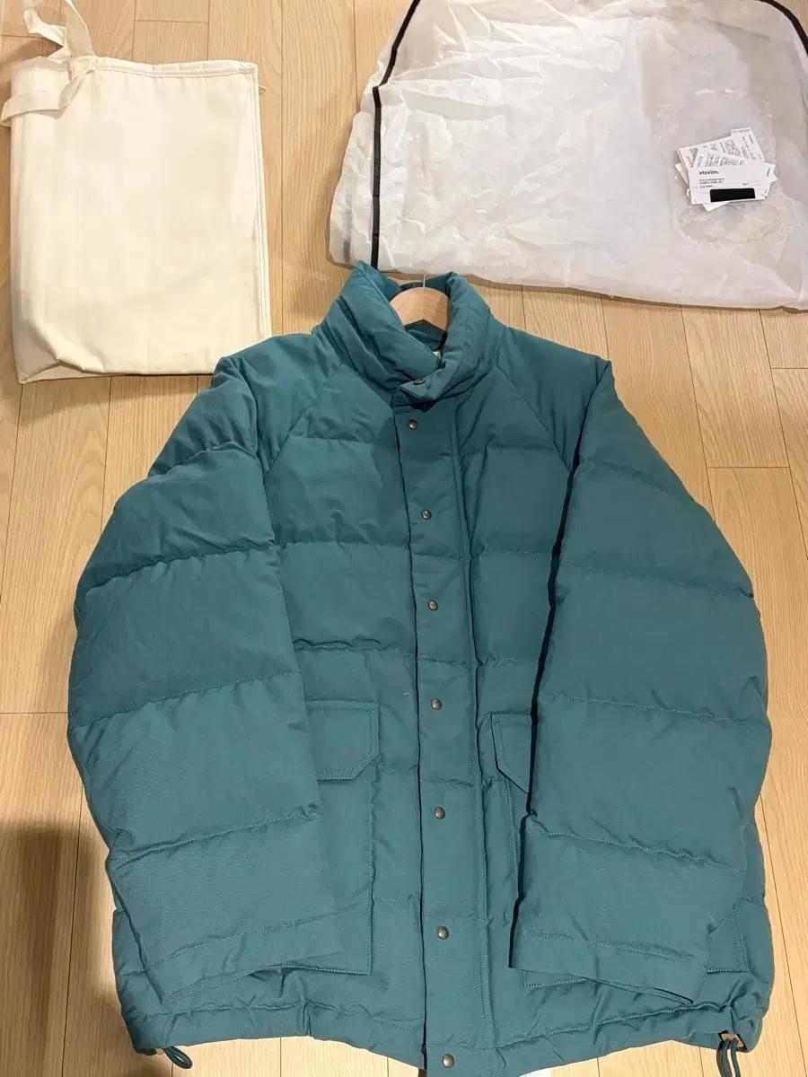 [새제품, 3] 비즈빔 visvim 울머 다운 그린