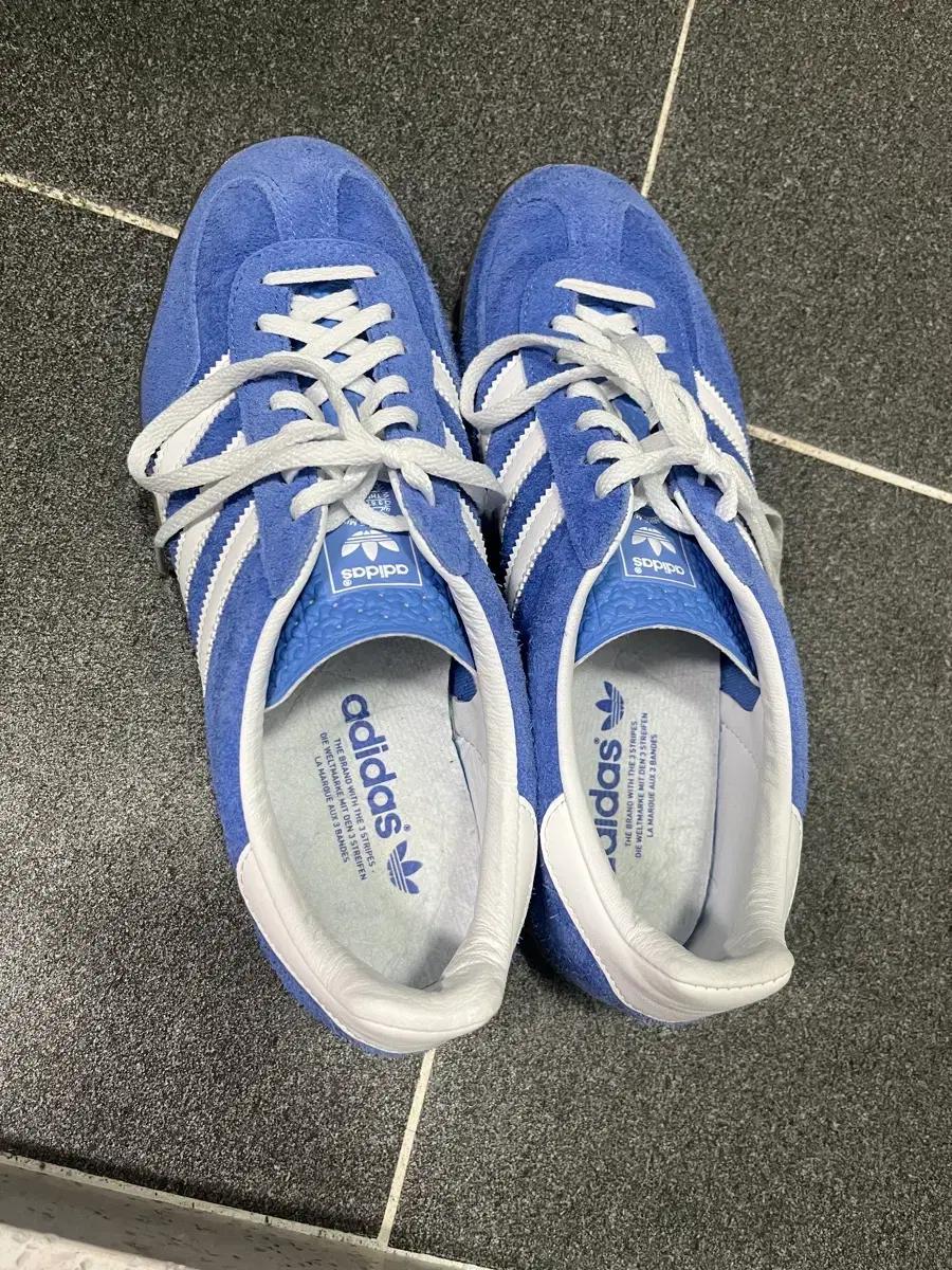 아디다스 가젤 인도어 블루 270