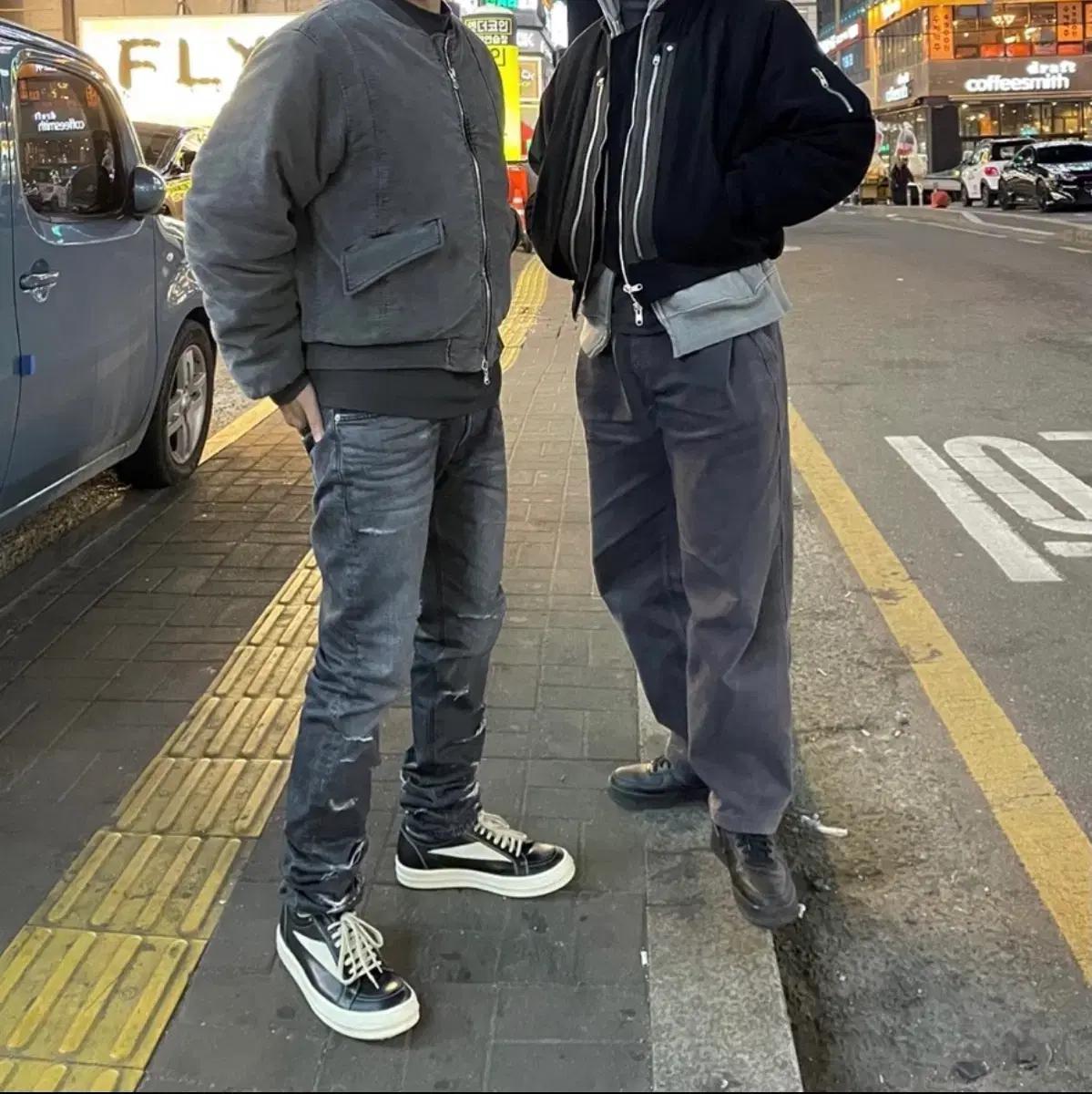 언더마이카 엑디시스 디스진
