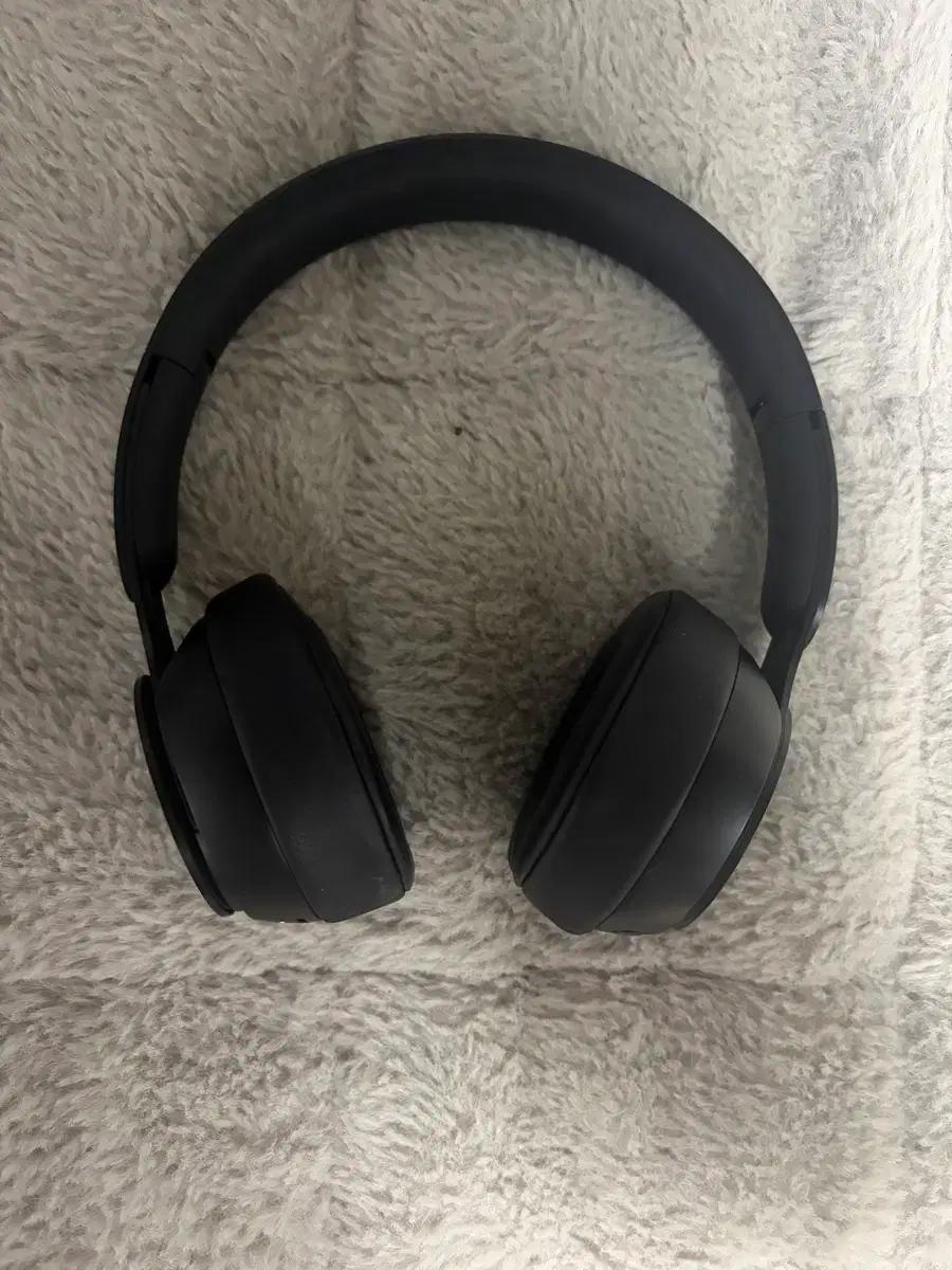 Apple Beats solo pro