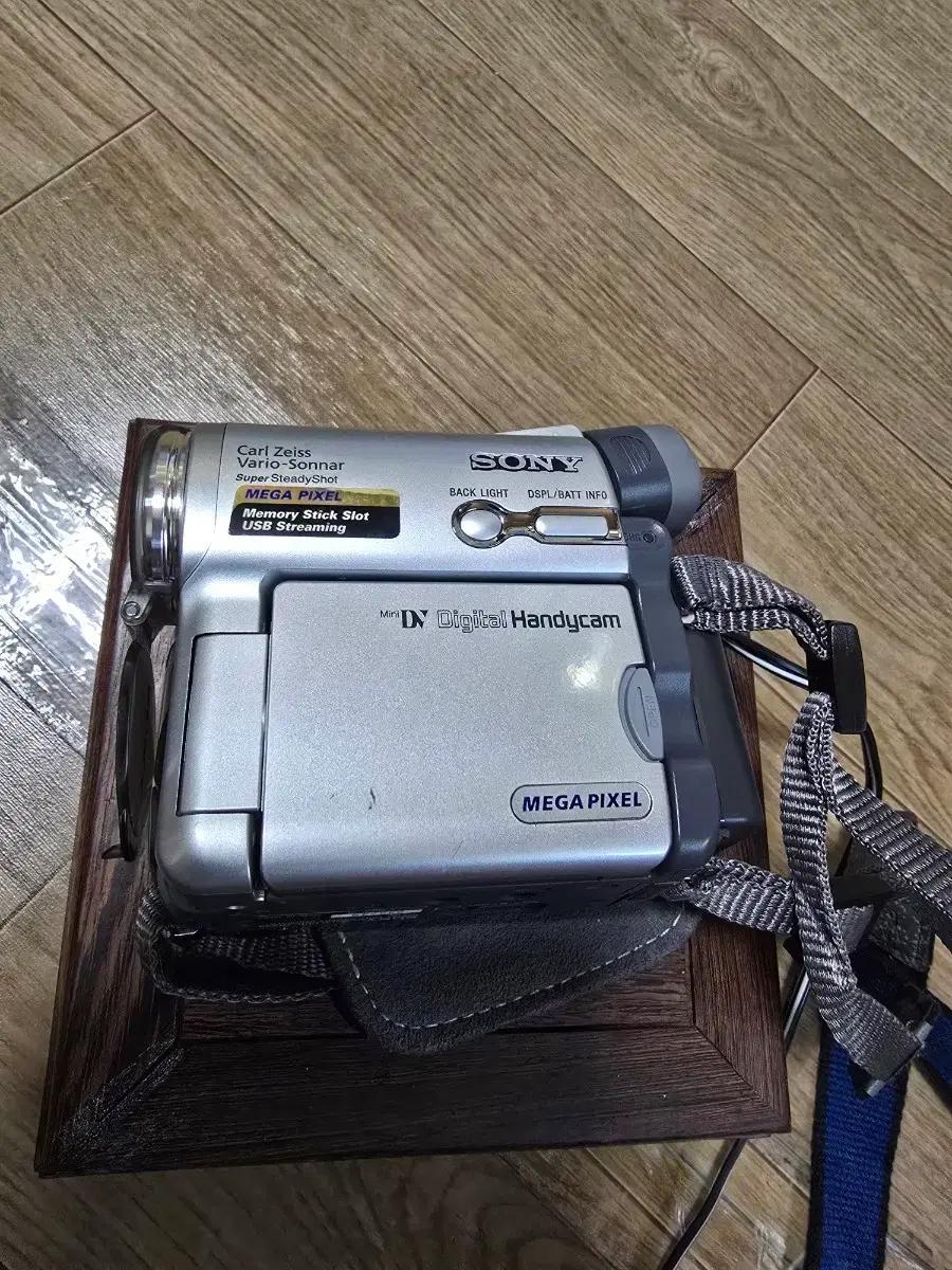 소니 DCR-TRV33 Digital Handycam 캠코더