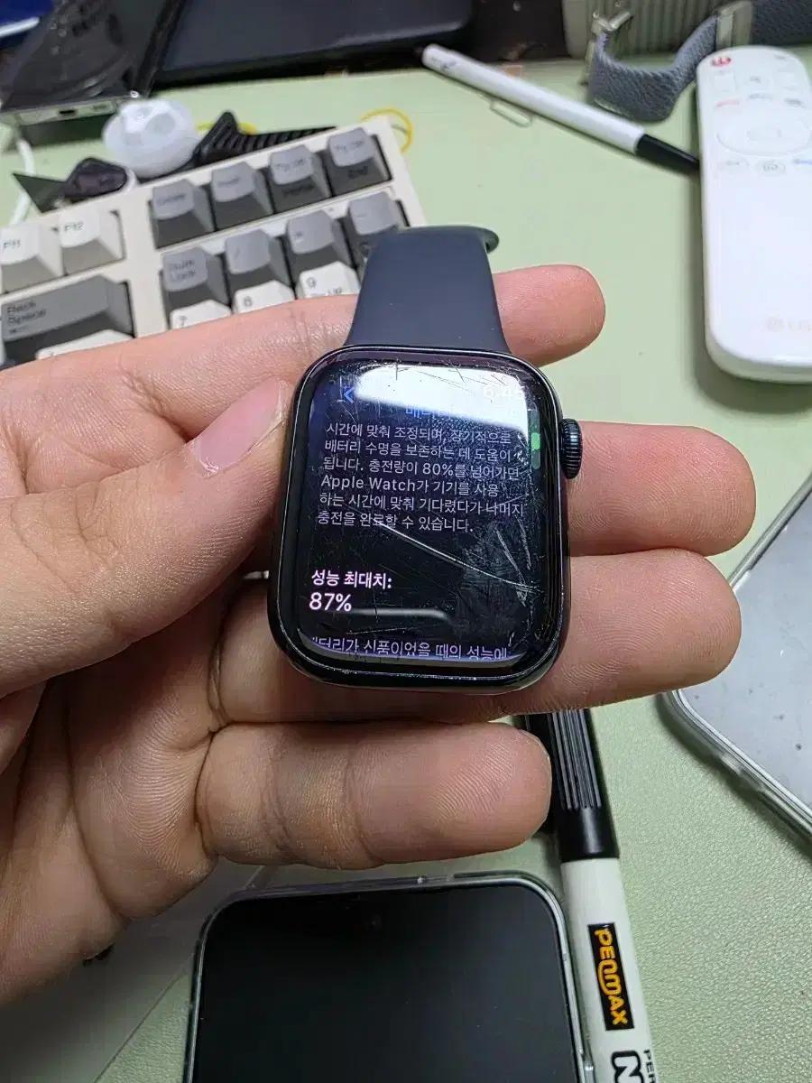 애플워치8 41mm gps 판매합니다