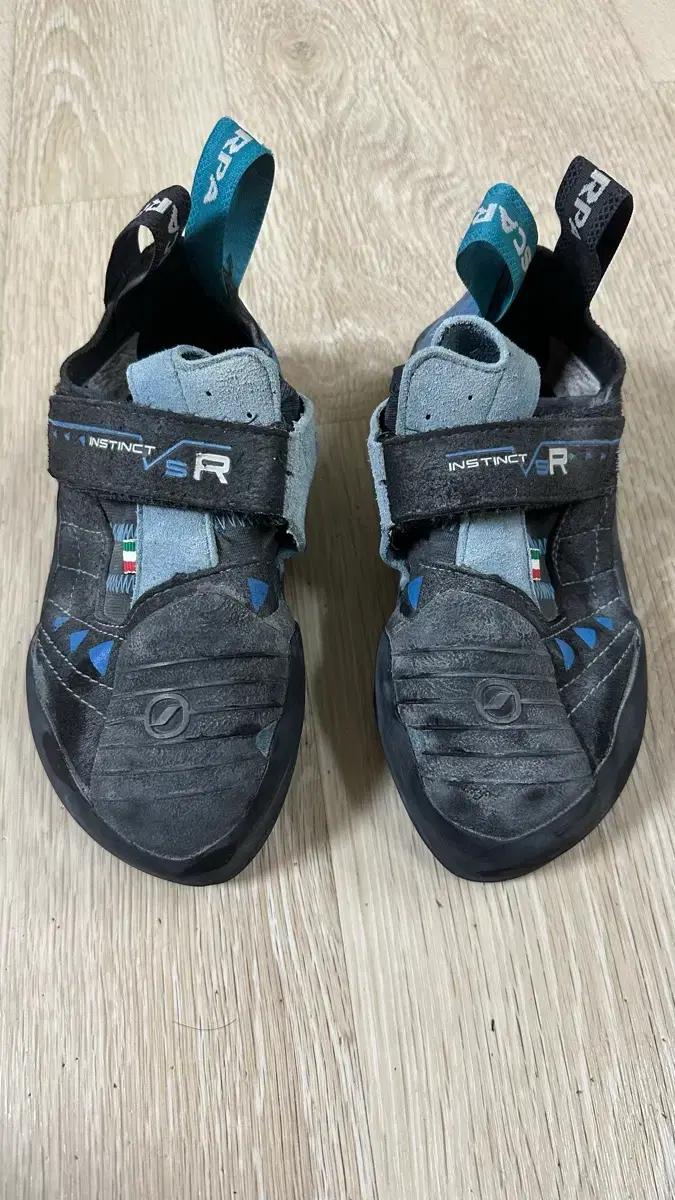 스카르파 VSR 37 1/2 사이즈