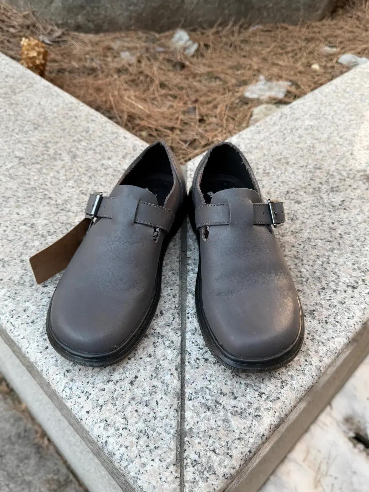 Dr.Martens 닥터마틴 페트리샤 레더