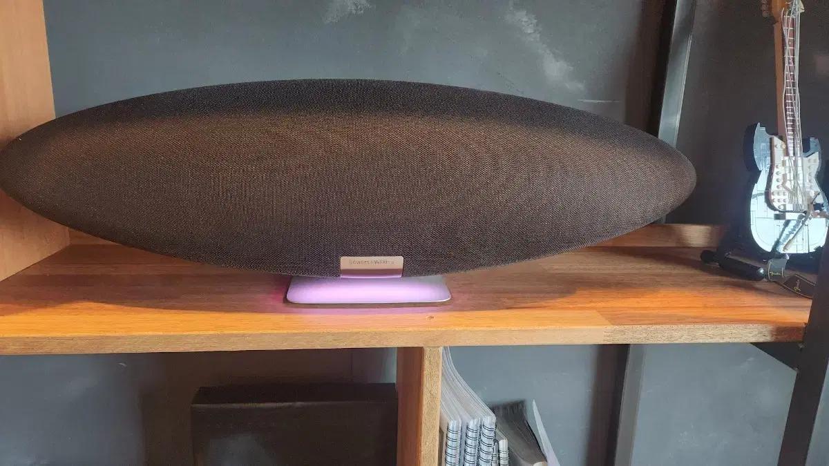 Bowers & Wilkins 뉴 제플린 스피커 블랙 색상 판매합니다