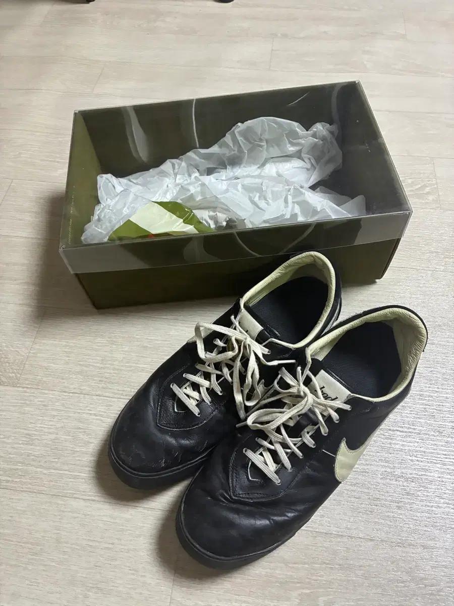 나이키 보디 280