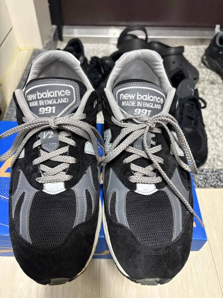 뉴발란스 991v2 블랙
