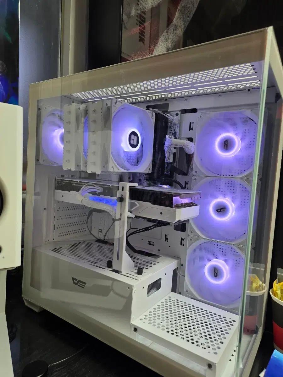 PC AMD 9600X 지포스 RTX 4070 SUPE