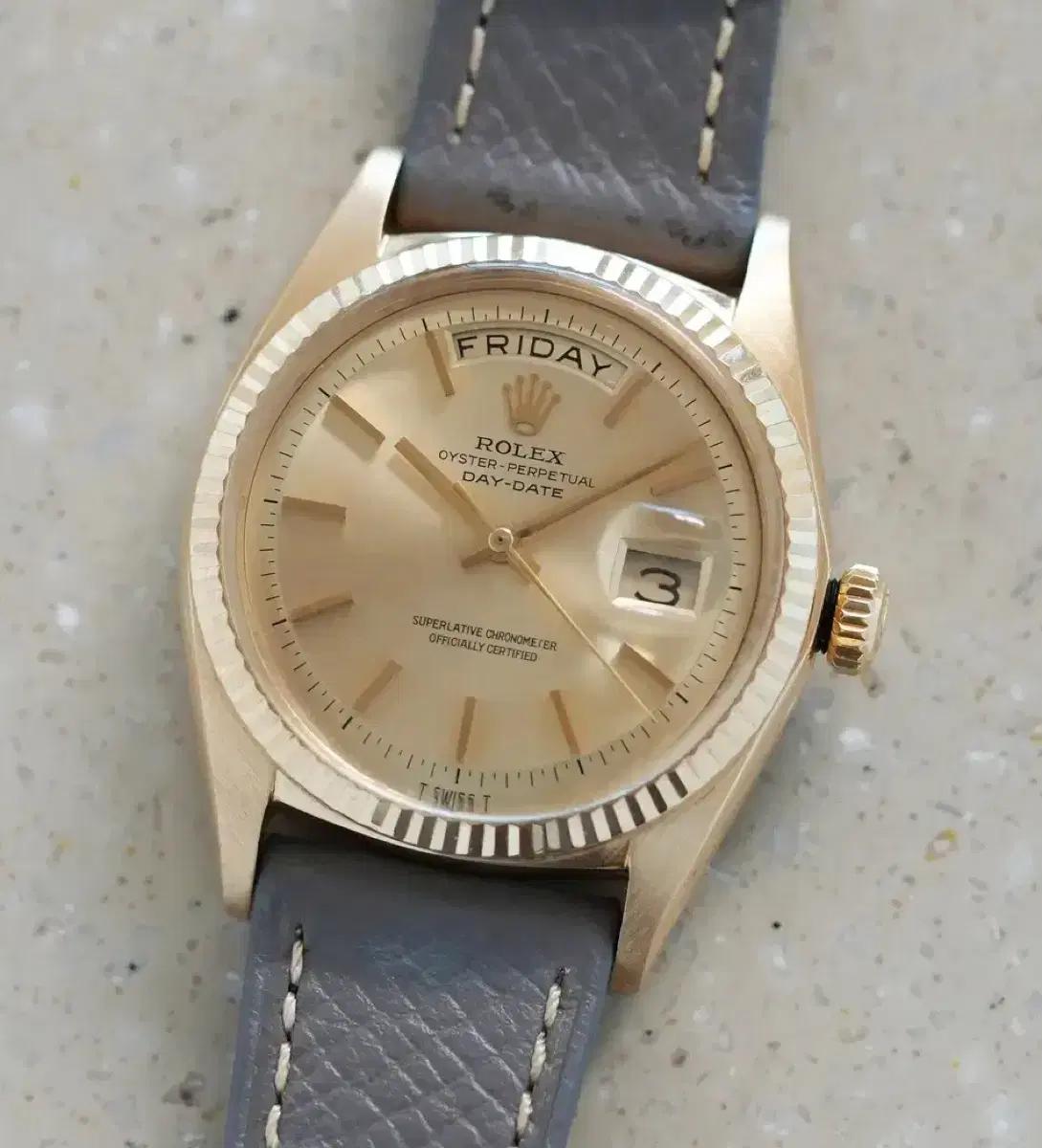 롤렉스 골드 데이데이트 36. Rolex Day-Date 36 Gold