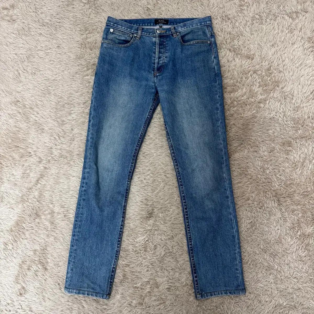 A.P.C. 아페쎄 쁘띠 뉴스탠다드 데님 28 중청, 상태 완전 좋은 청