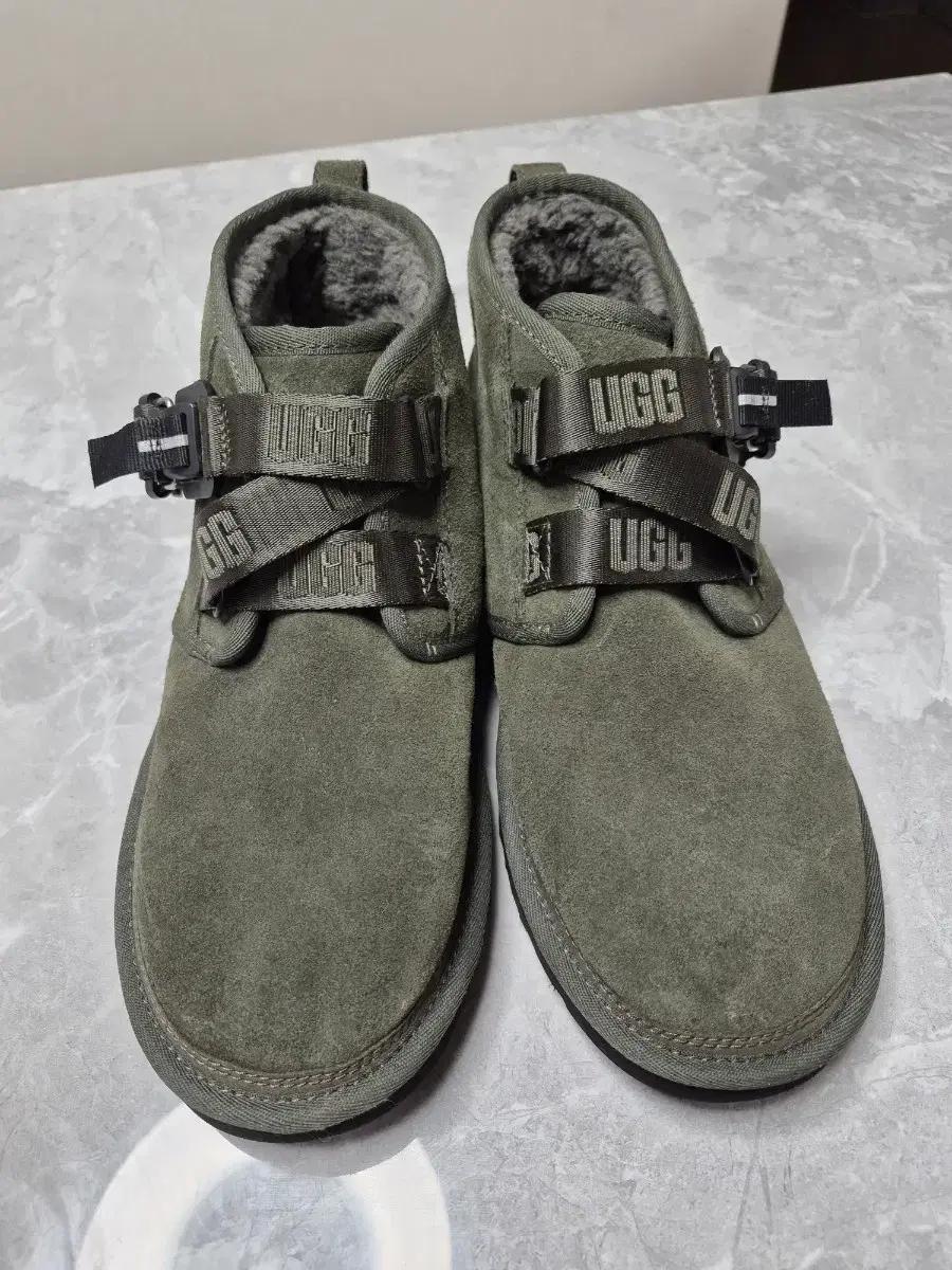 UGG 어그 뉴멜 스웨이드 부츠