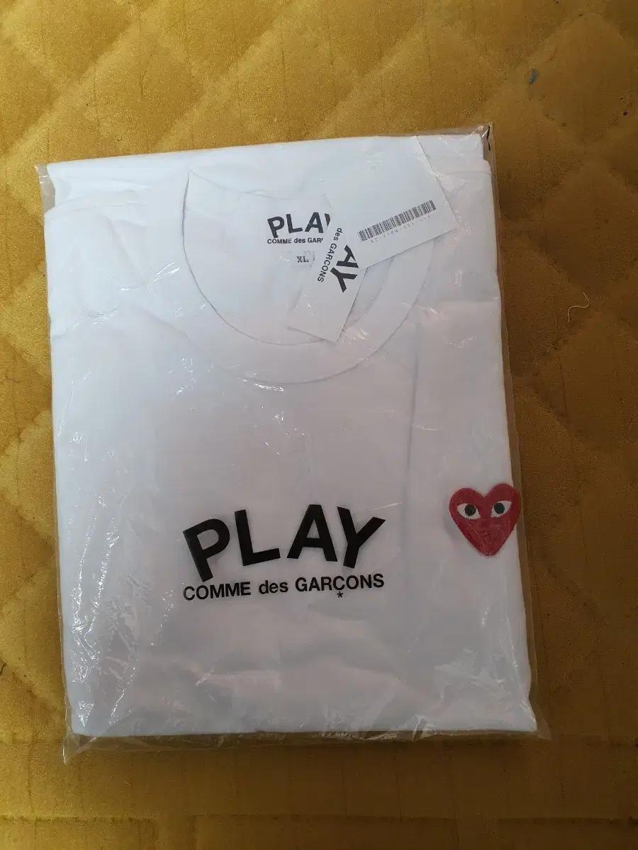 꼼데가르송 PLAY 흰색 긴팔티 XL