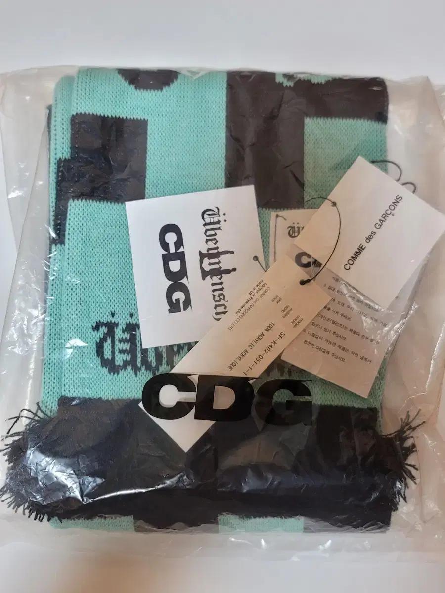 (미개봉새제품) CDG x 지드래곤 위버멘쉬 CDGDC 머플러 민트