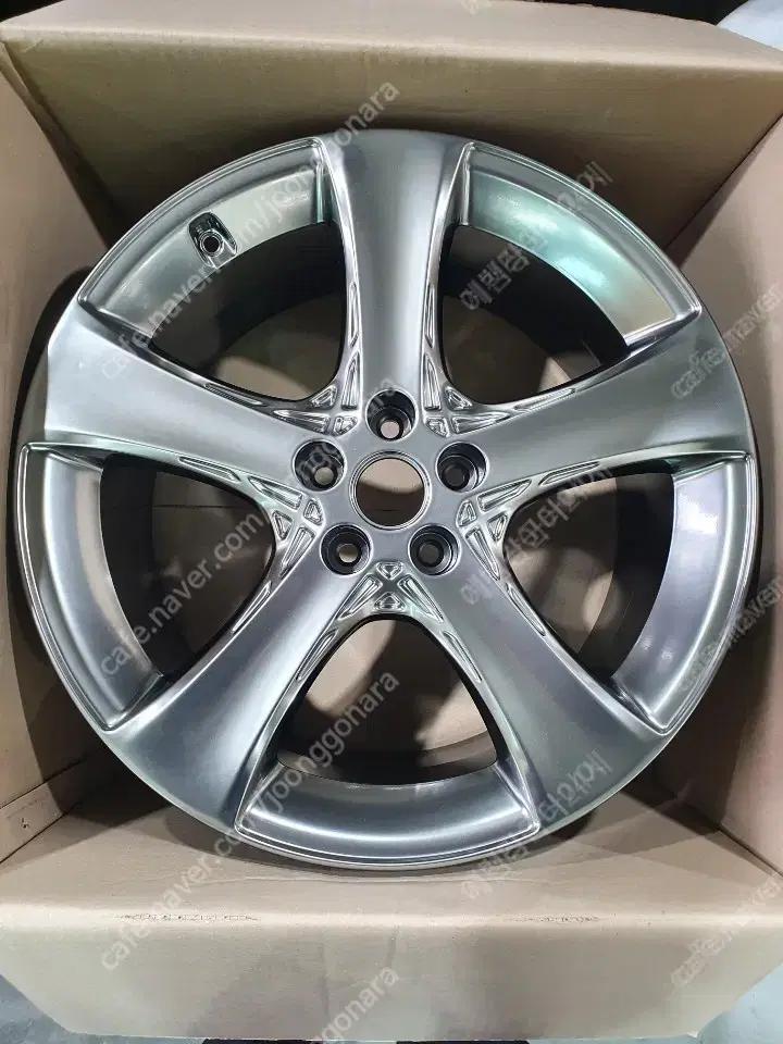 올뉴 제네시스  G80 RG3 20인치 순정 반광 크롬 휠 팝니다!!