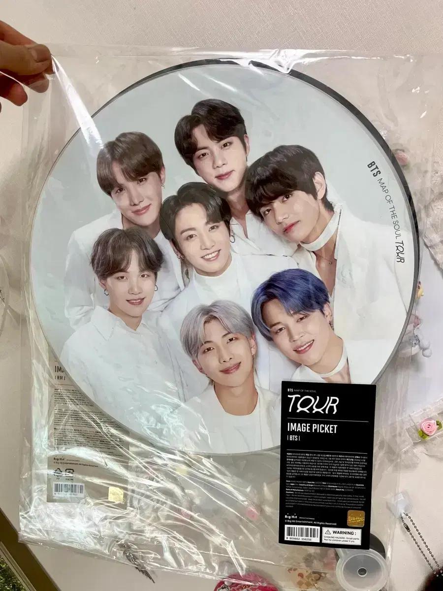 BTS 방탄 단체 맵솔 이미지 피켓 맵 오브 더 소울 투어 우치와