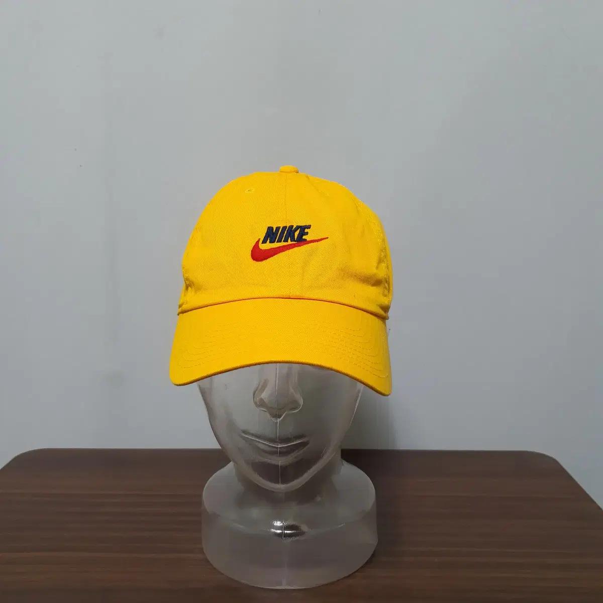나이키 볼캡 모자