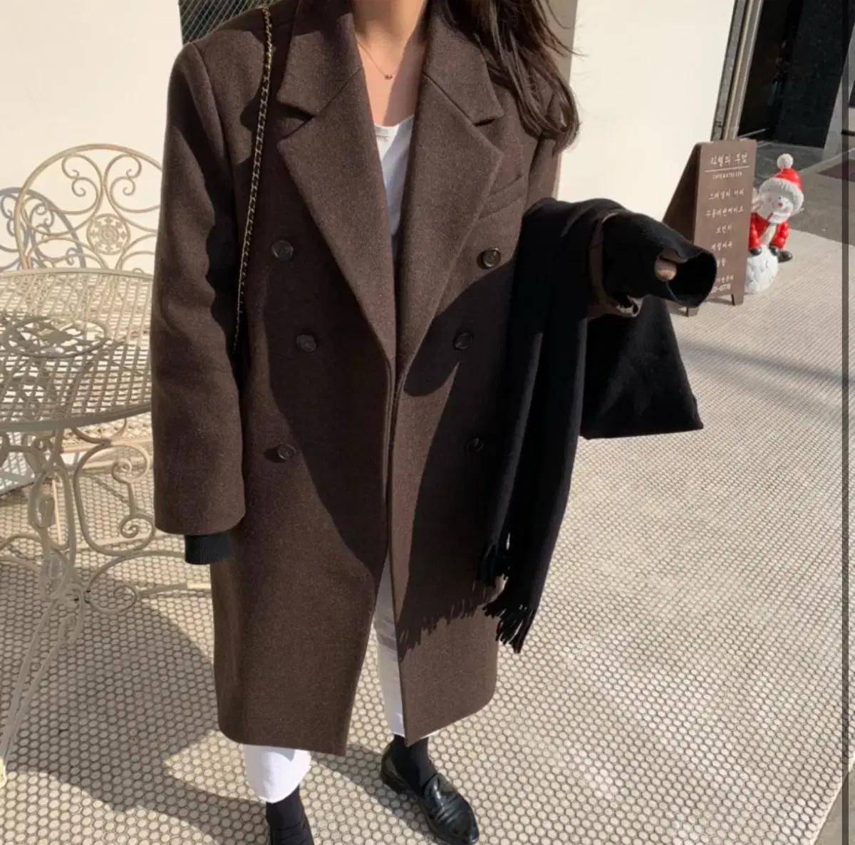코드유 타낫 더블 롱 코트 (브라운)