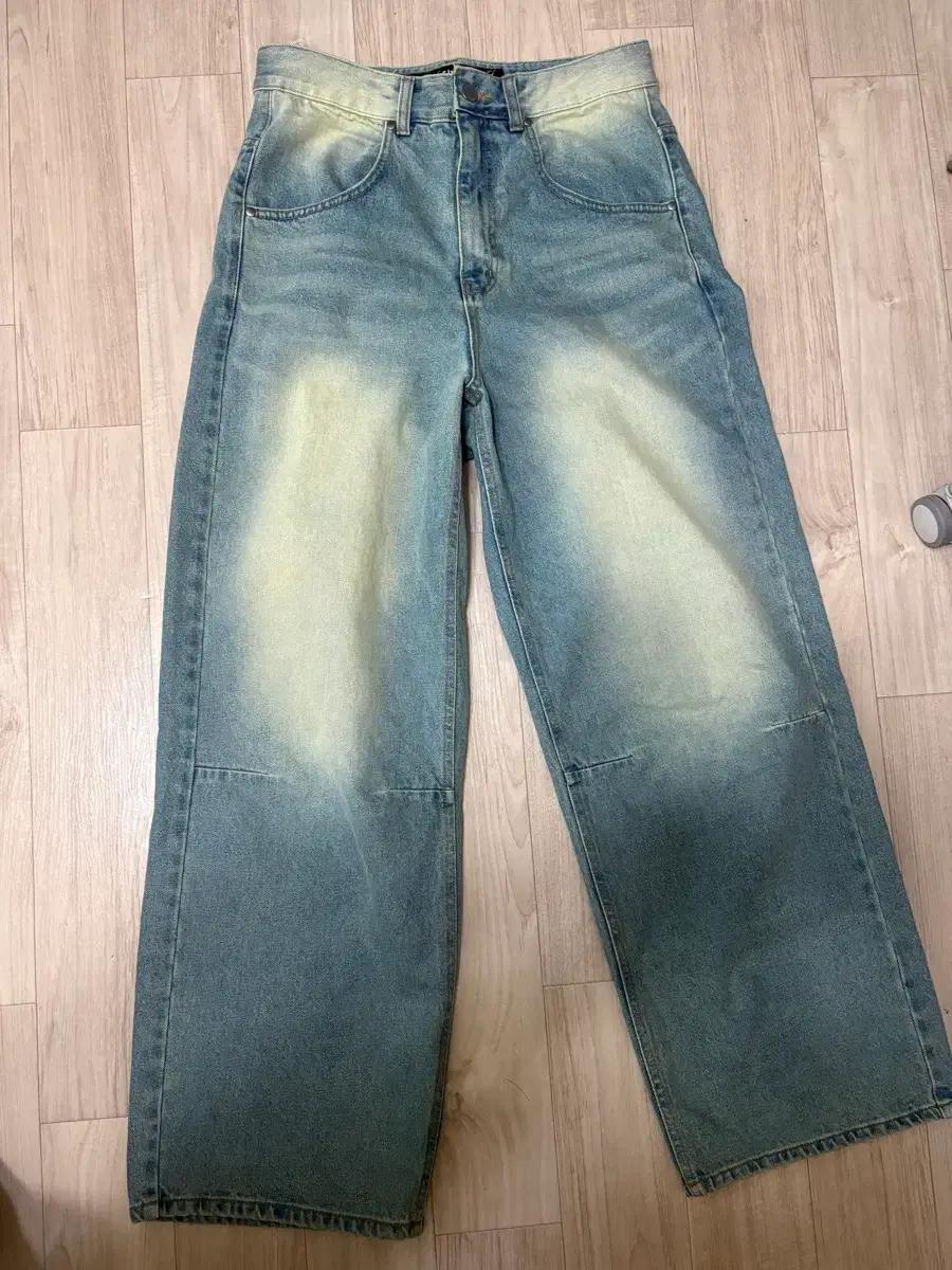 Suade color washed denim