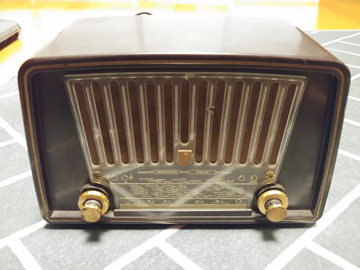 PHILIPS(BX230U) 진공관라디오(부품용) 판매합니다.