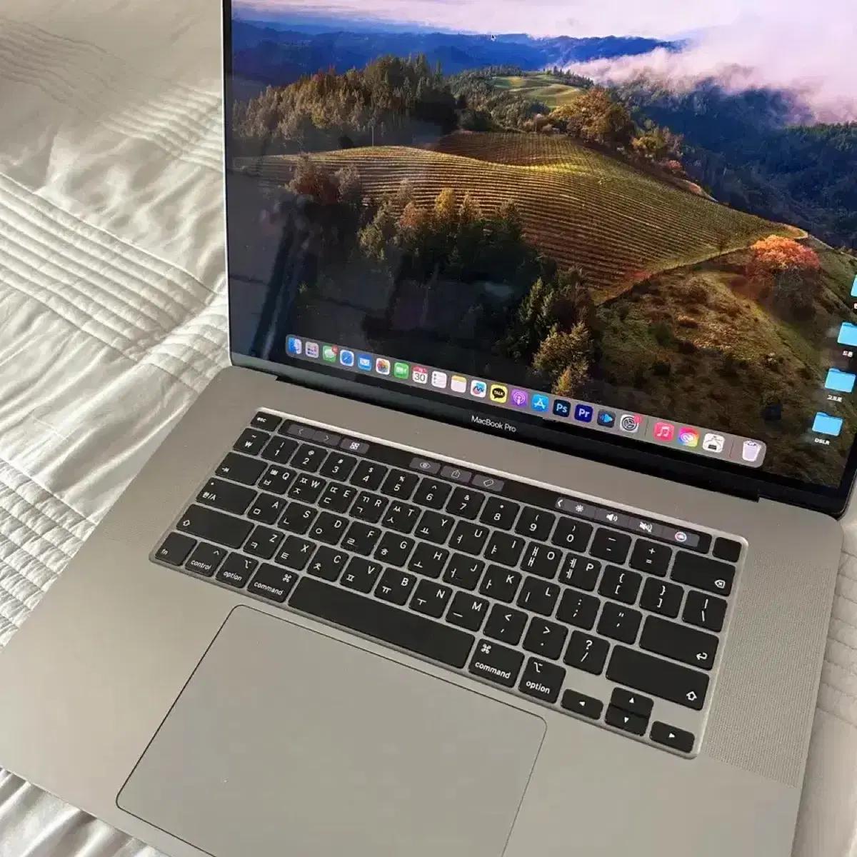 애플 맥북프로 16인치 2019 인텔i9 램32GB+SSD512GB 터치