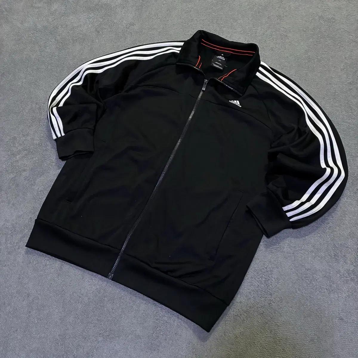 아디다스 삼선 블랙 트랙탑 XL