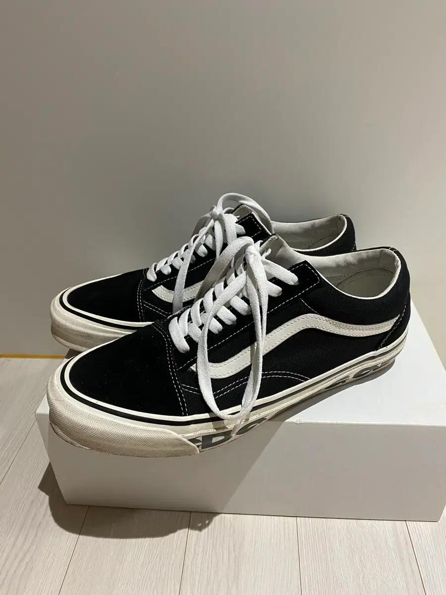 반스볼트 X CDG OG 올드스쿨 LX 사이드 월