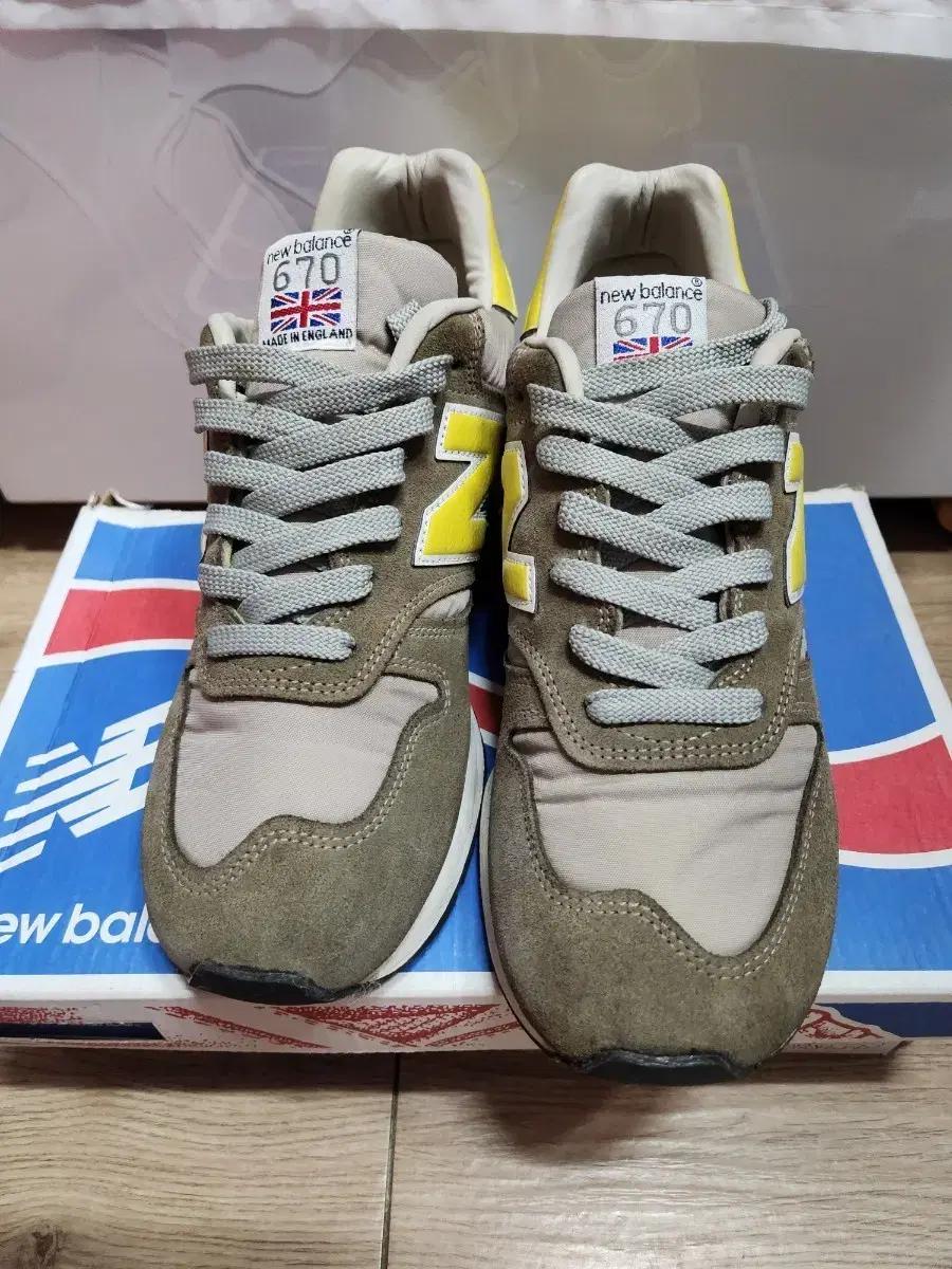뉴발란스 670 250