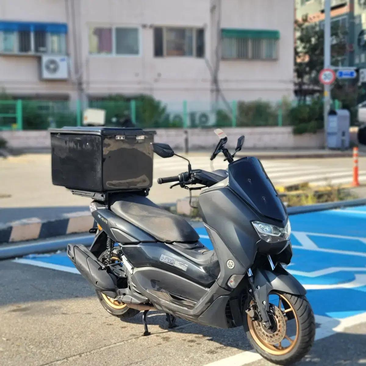 12_22년식 nmax125 5.4만 배달셋팅 판매합니다
