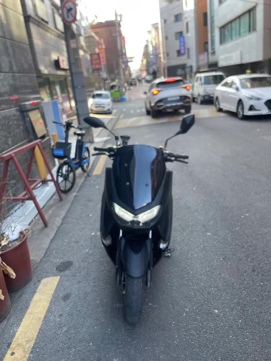 Nmax22년식 팝니다 / pcx nmax xmax