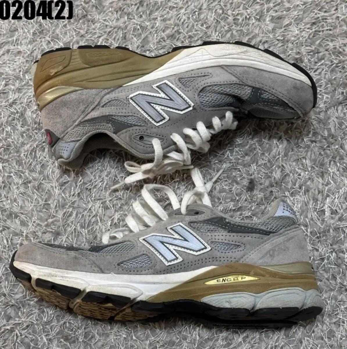 뉴발란스 990 회색 운동화