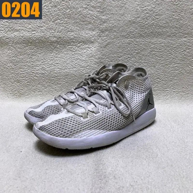 [320] NIKE 나이키 조던 리빌 운동화