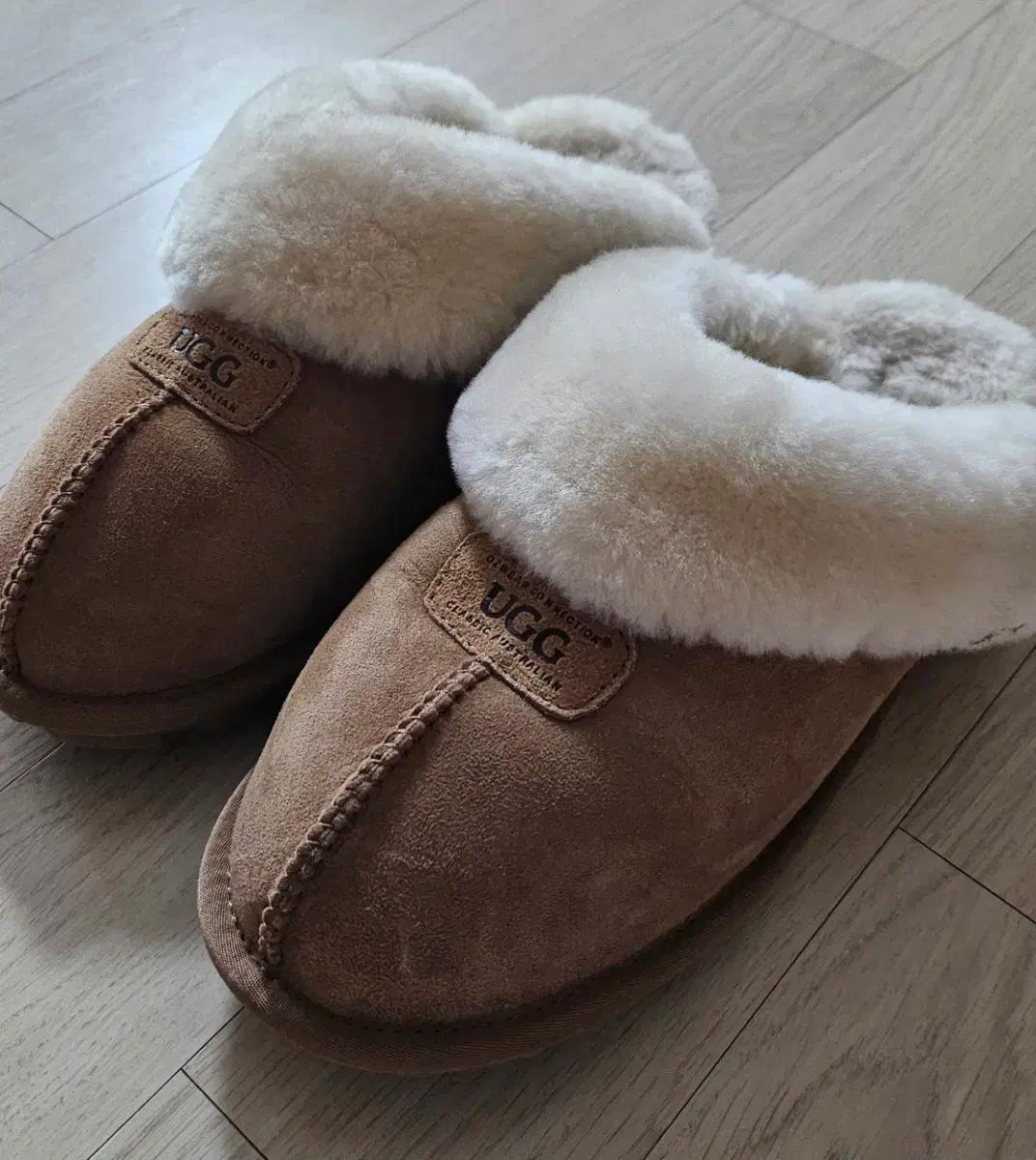 UGG 어그 브라운 양털 슬리퍼