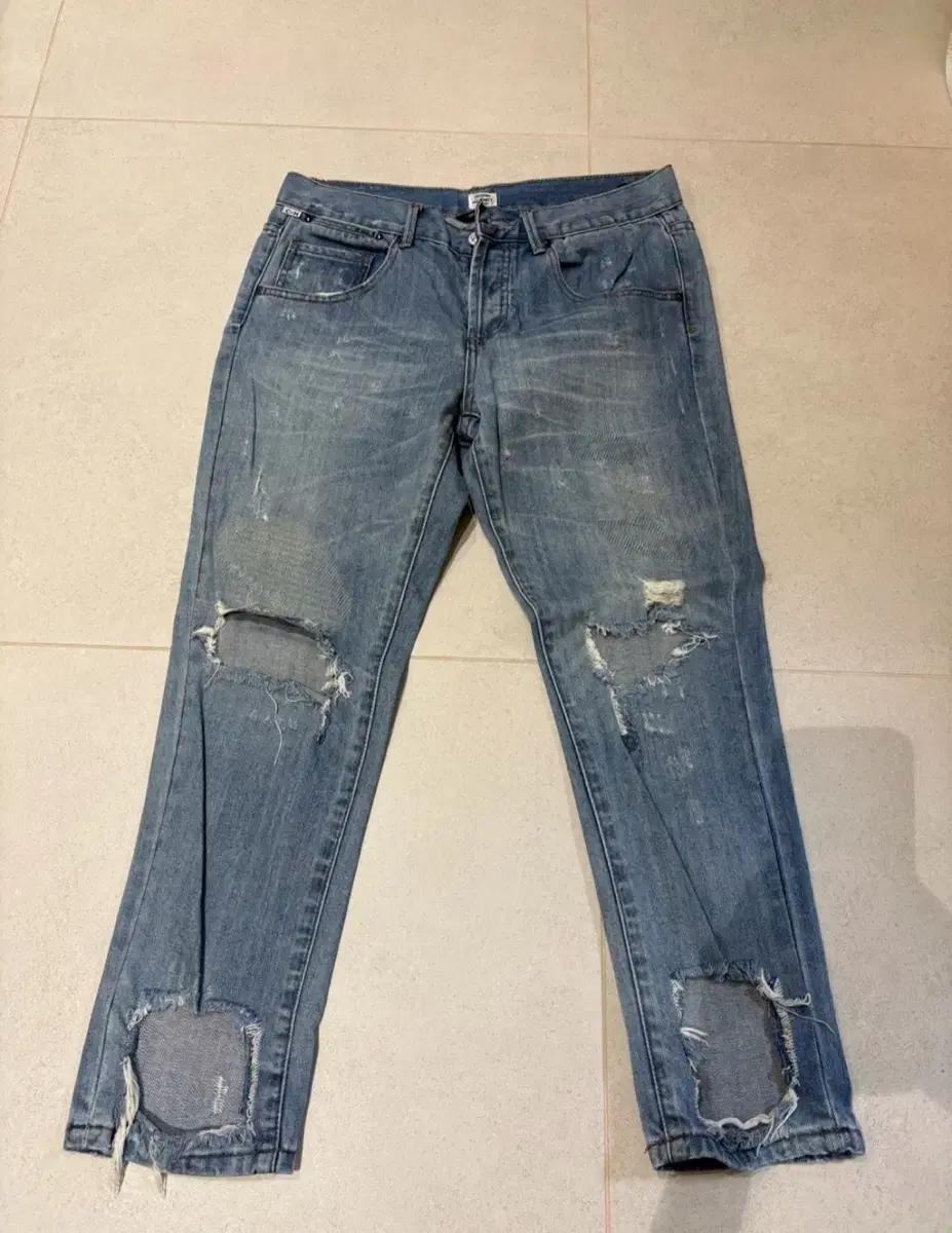 시티즌 오브 휴머니티 에머슨 데미지 청바지